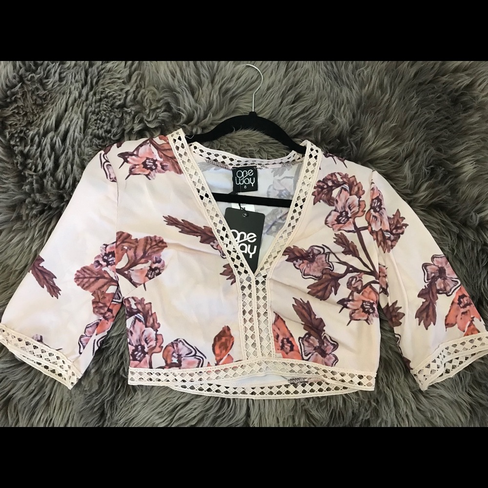 NWT LF crop top